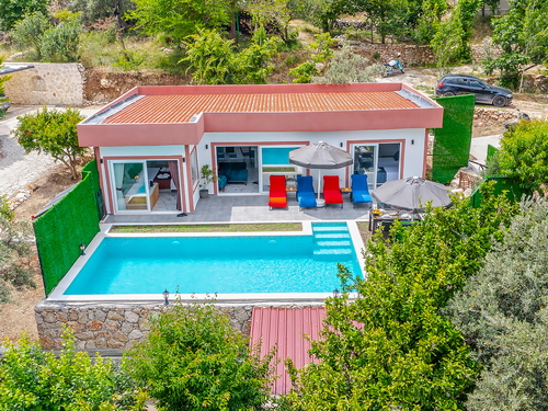  gece  -  Kasım
  | Kalkan İslamlar'da Jakuzili, Muhafazakar Villa: Doğayla İç İçe Tatil
